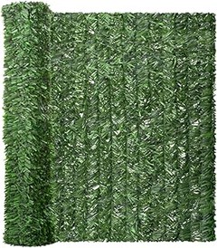 Cómo integrar paredes verdes artificiales en la decoración de tu balcón y patio