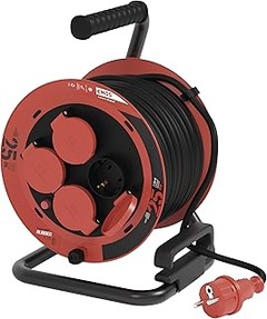 ¿Por qué es Crucial Usar Equipos de Protección al Jardinear?