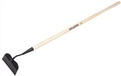 La importancia de las azadas y hoces en la agricultura urbana