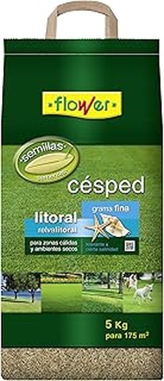 Cómo regar césped recién sembrado en climas cálidos y secos